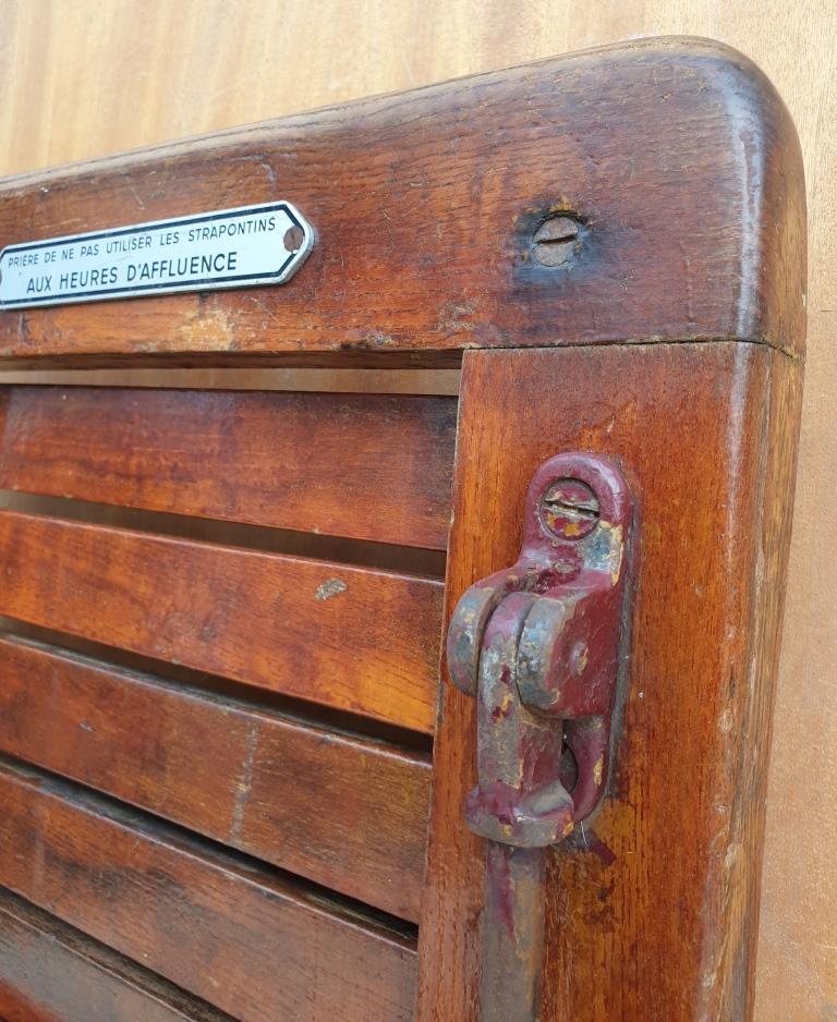 Folding seat wood Paris metro Sprague 1920