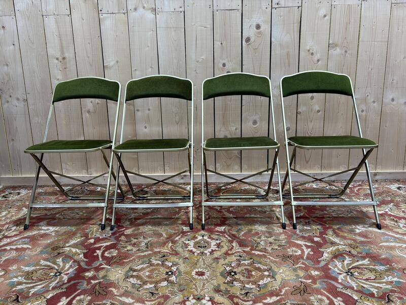 4 chaises dma événementielles vert
