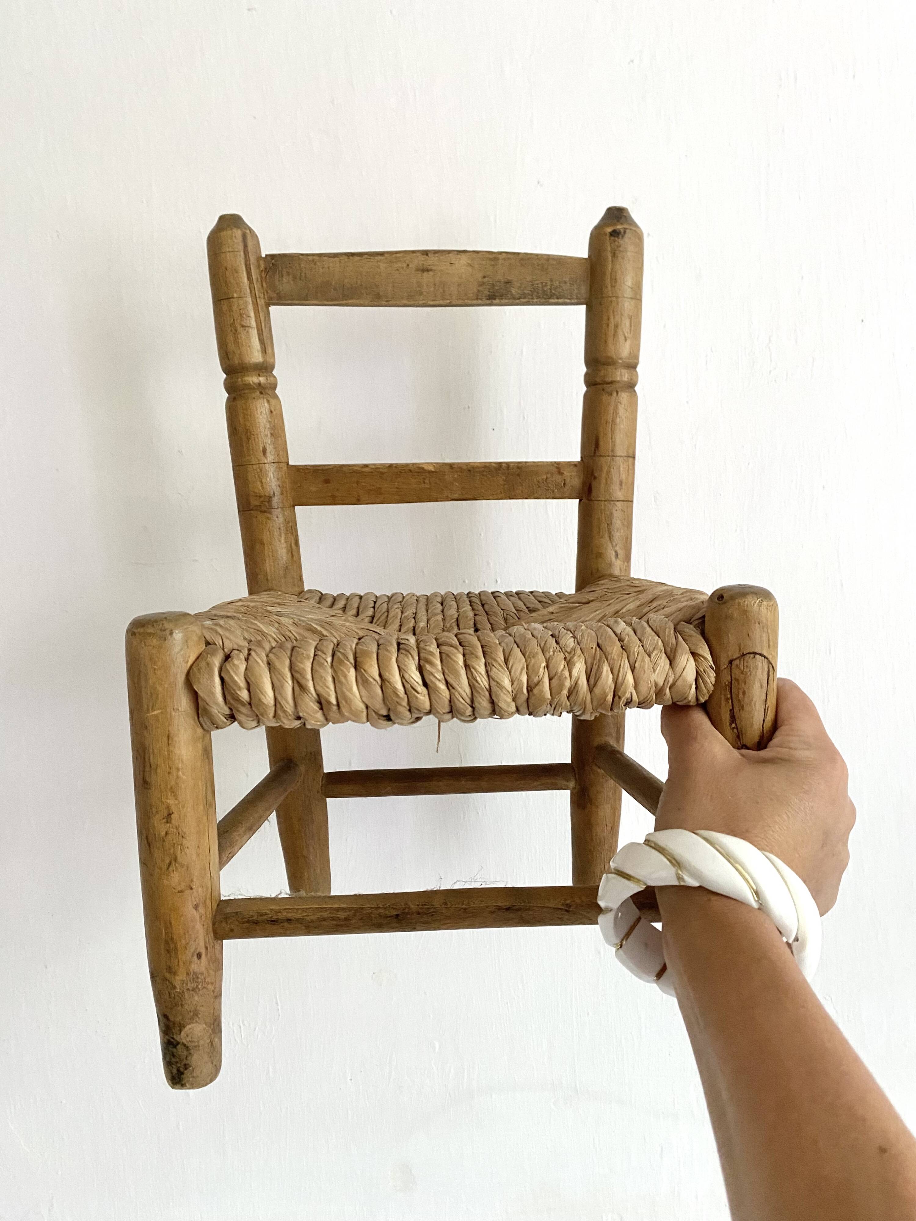 Chaise enfant en bois et paille
