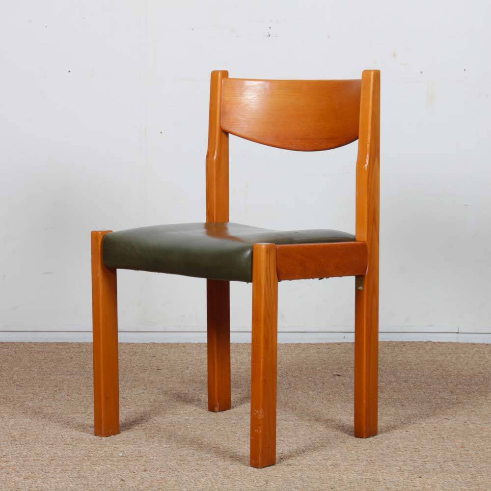 Set of 6 solid elm and leather chairs by Self, 1980.