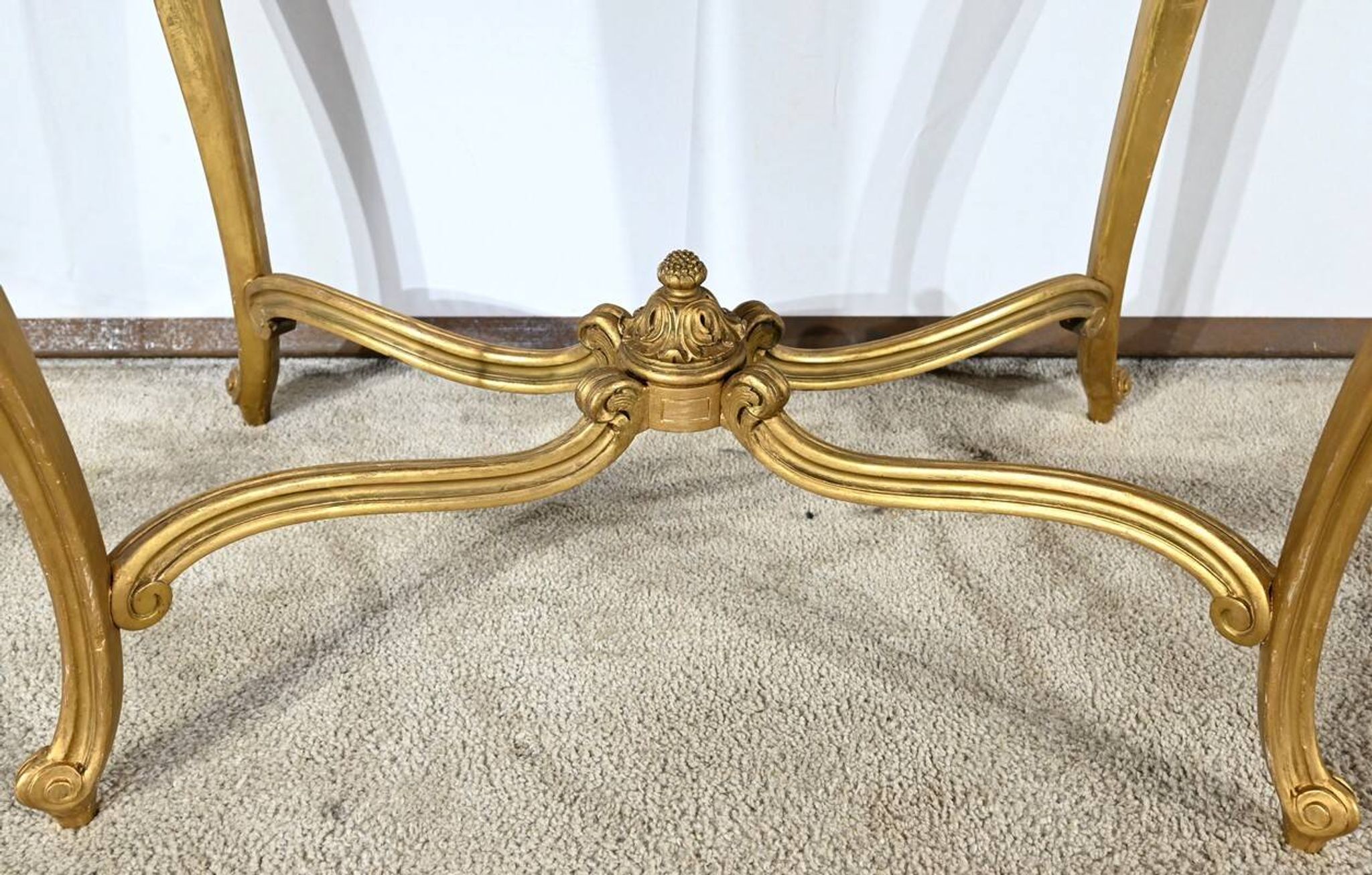 Small Middle Table in Golden Wood, Louis XV style – Late 19th century
