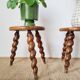 Paire de sellettes tripodes vintage en bois torsadé - tabourets