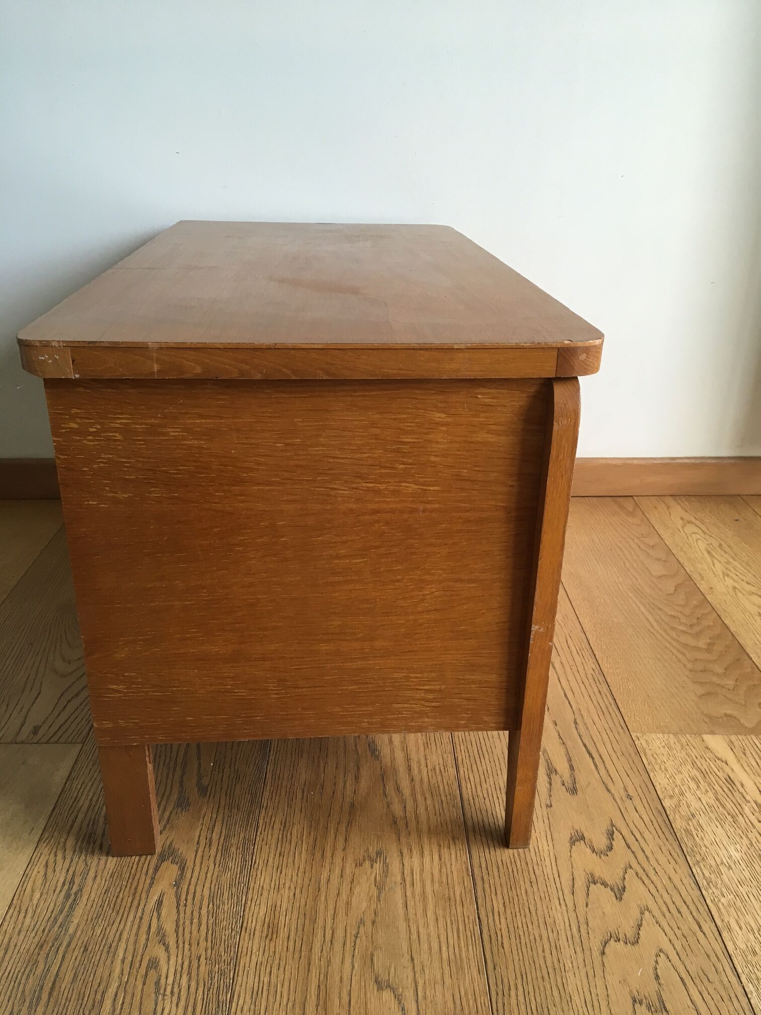 Coffre à jouets vintage "bijou"