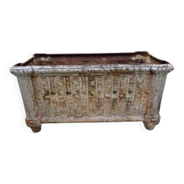 1 jardinière en fonte 1900 de Charleville - Mézières