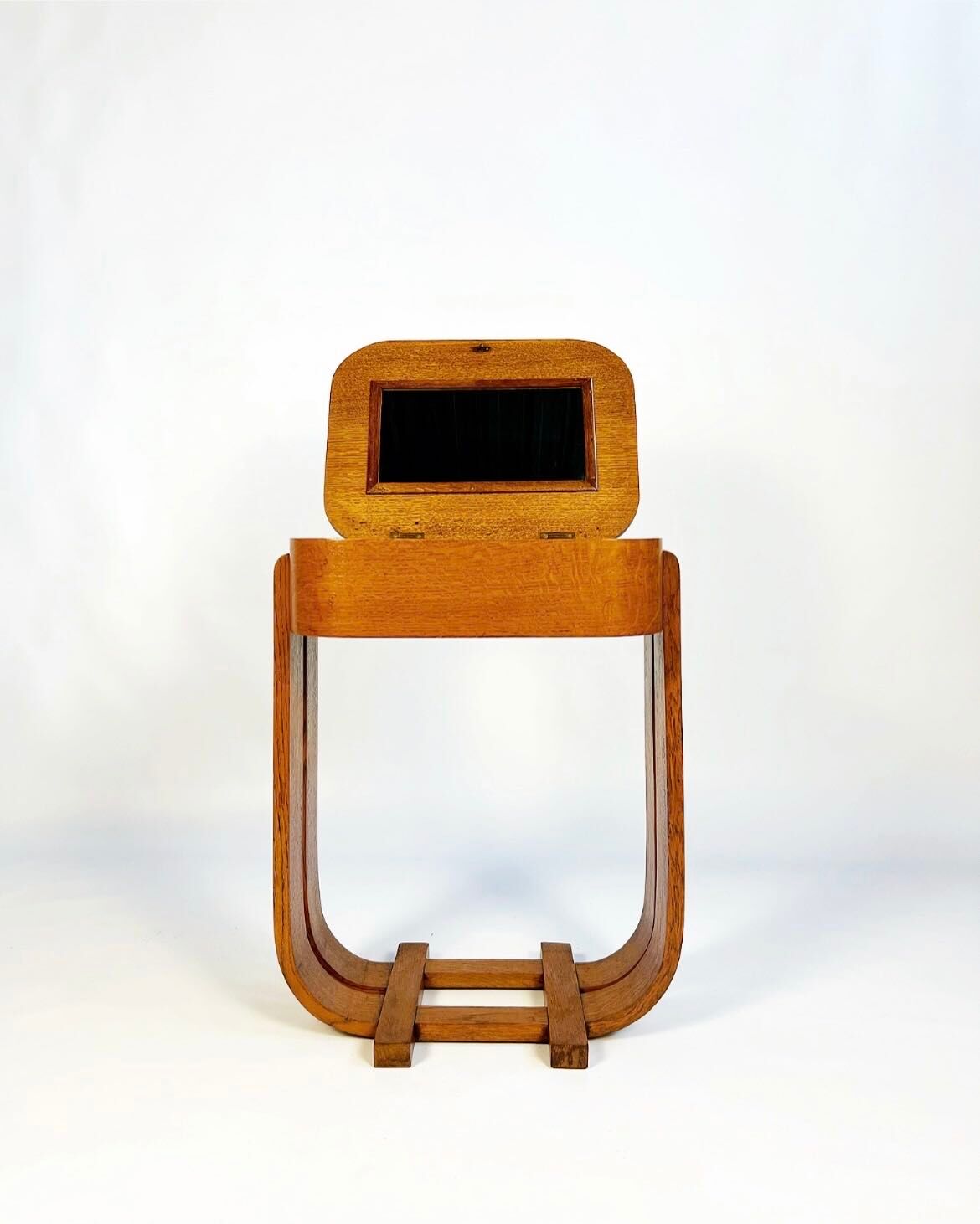 Vintage bedside and worker from 1950