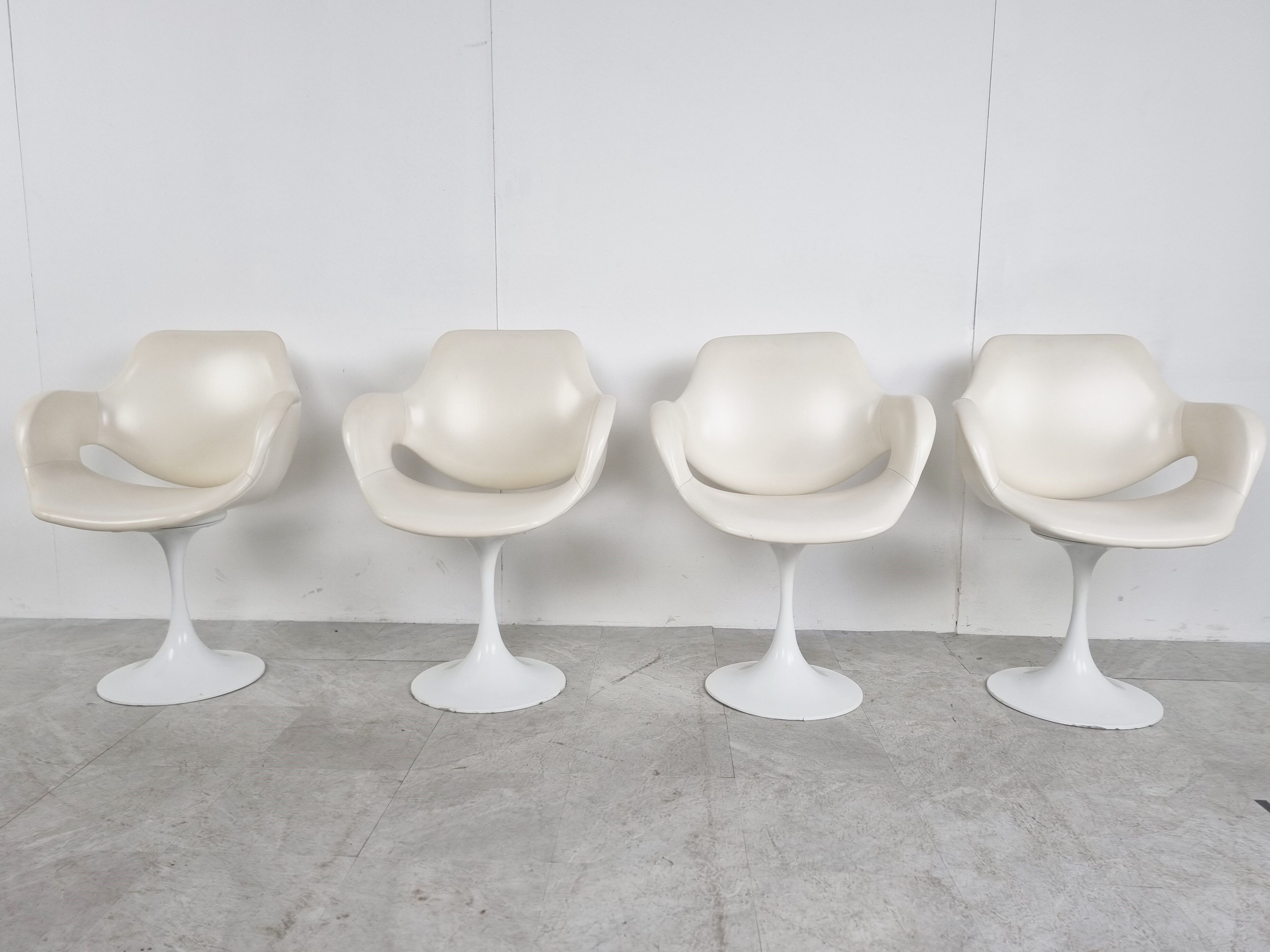 Ensemble de 4 chaises tulipes vintage, années 1960