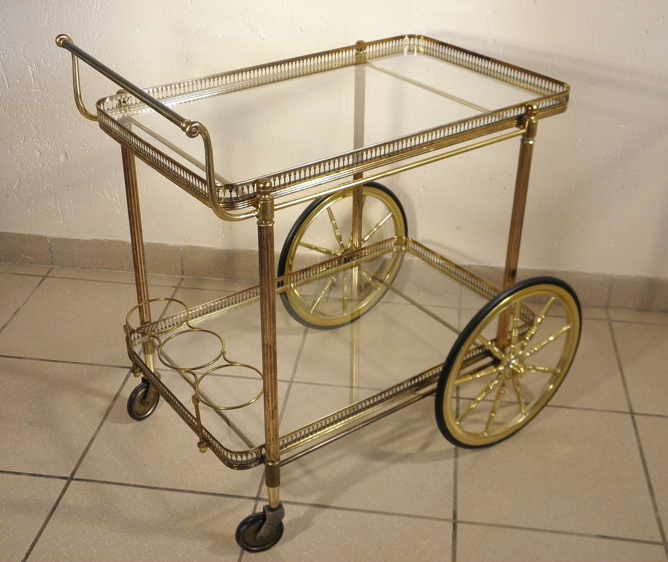 Mobile trolley - golden bar