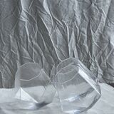Small geometric carafe with diamond-shaped stopper and its 4 glasses