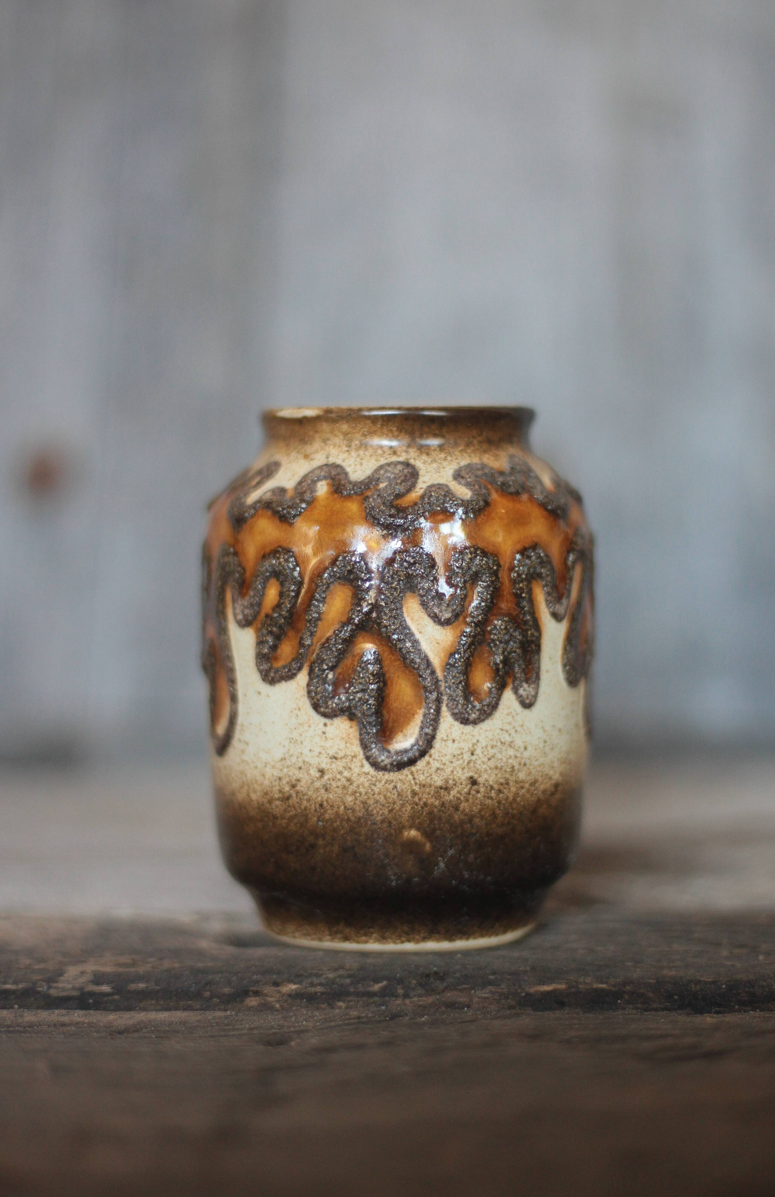 Ceramic vase VEB Haldensleben, West Germany, fat lava vase, 3054