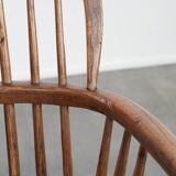 Antique English lowback Windsor chair with beautiful patina