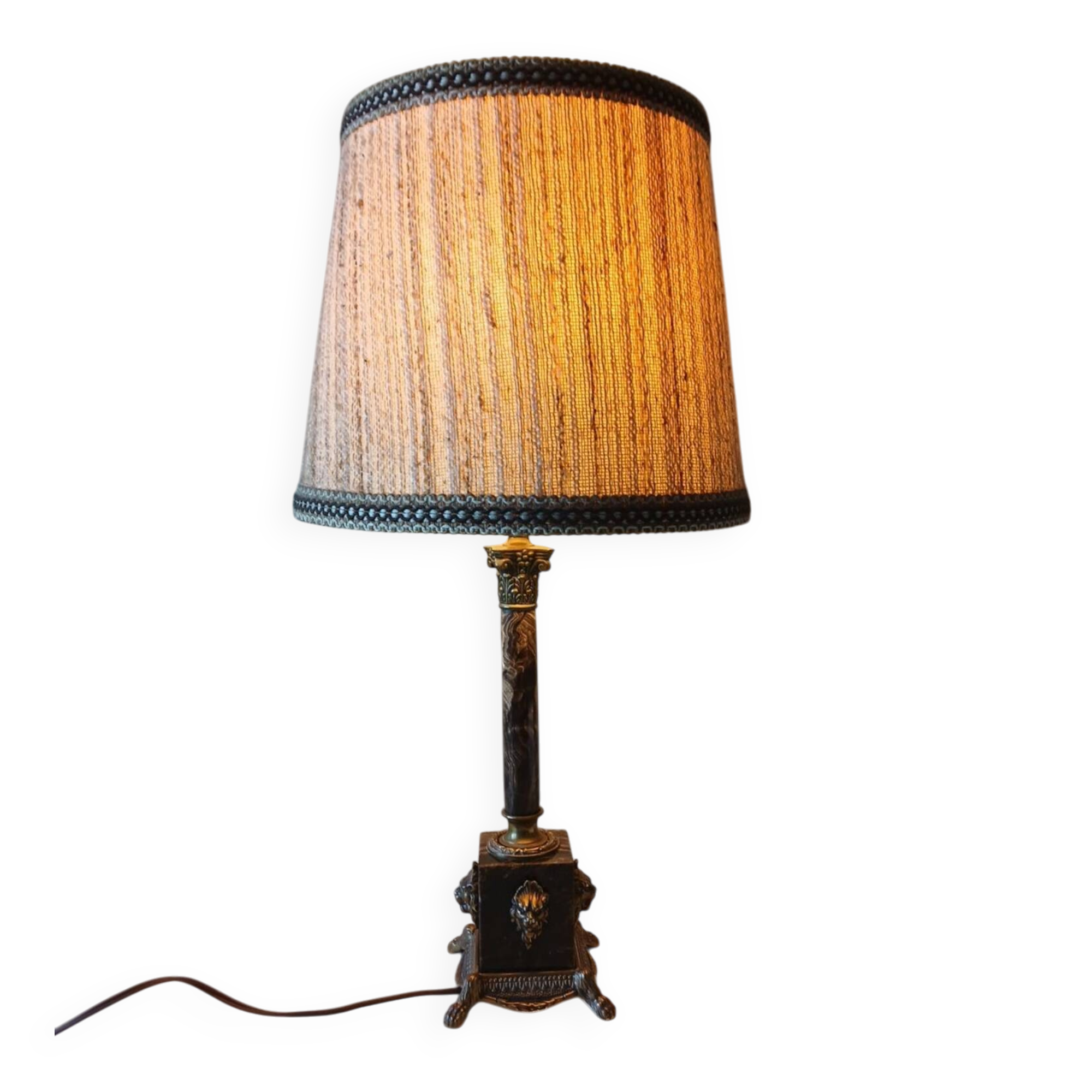 Large antique Empire style lamp in brown marble and bronze – heads of