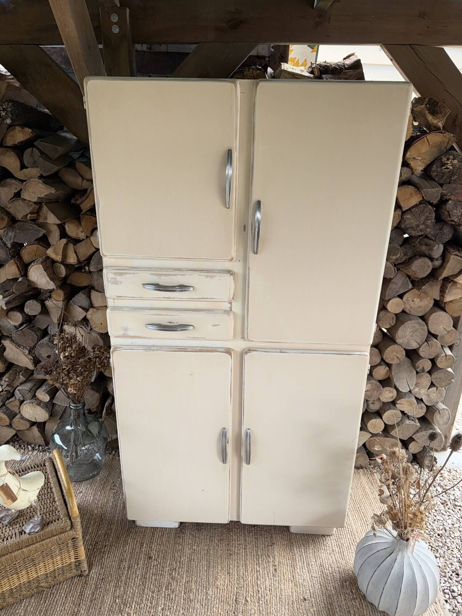 Mado wardrobe