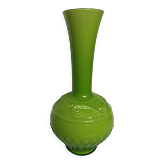 Vase verre opaline vert pomme