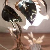 Gold metal flower lamp