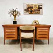Vintage Danish teak desk Ib Kofod-Larsen voor Faarup Møbelfabrik