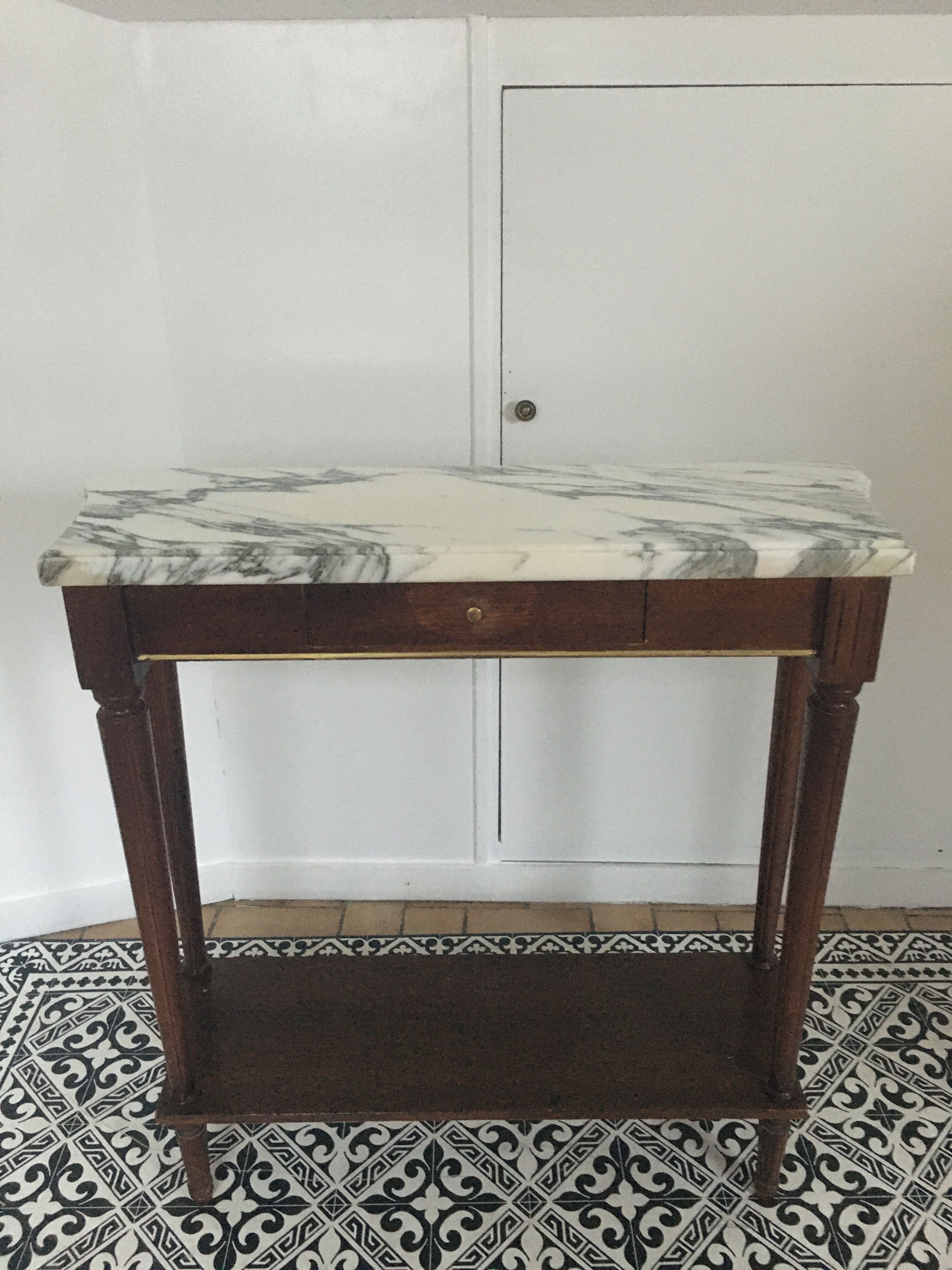 Console tray white marble