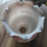 Abat-jour en verre blanc opaline vintage bords dentelés et fleurs roses