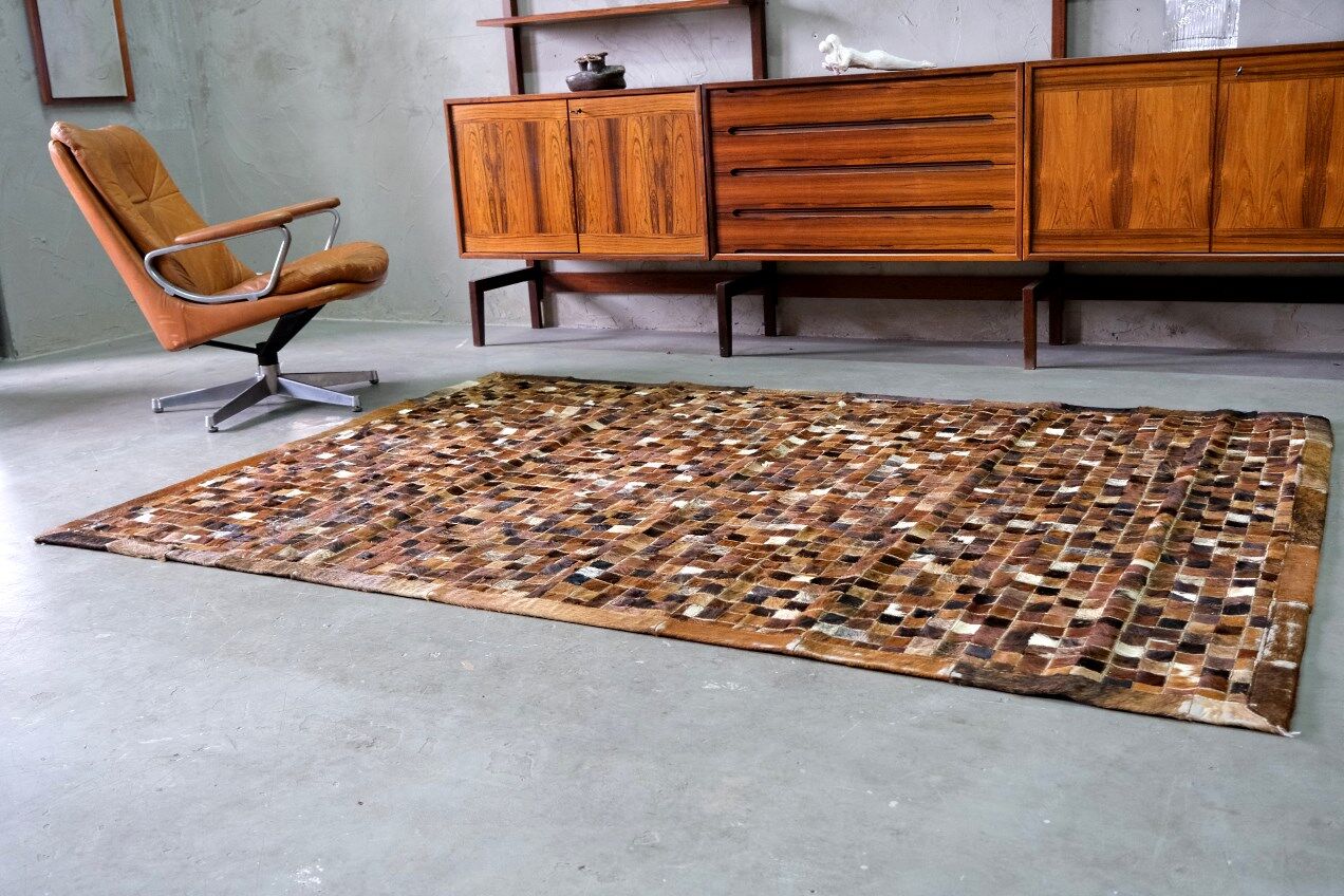 Tapis en cuir de vache vintage en patchwork, années 1970