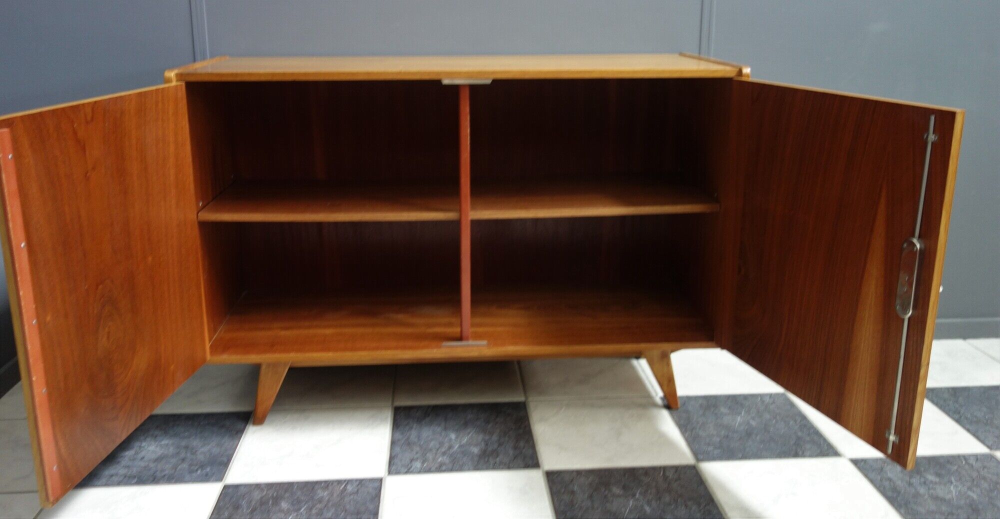 Jiroutek sideboard in wood model U450 2 doors 1960s