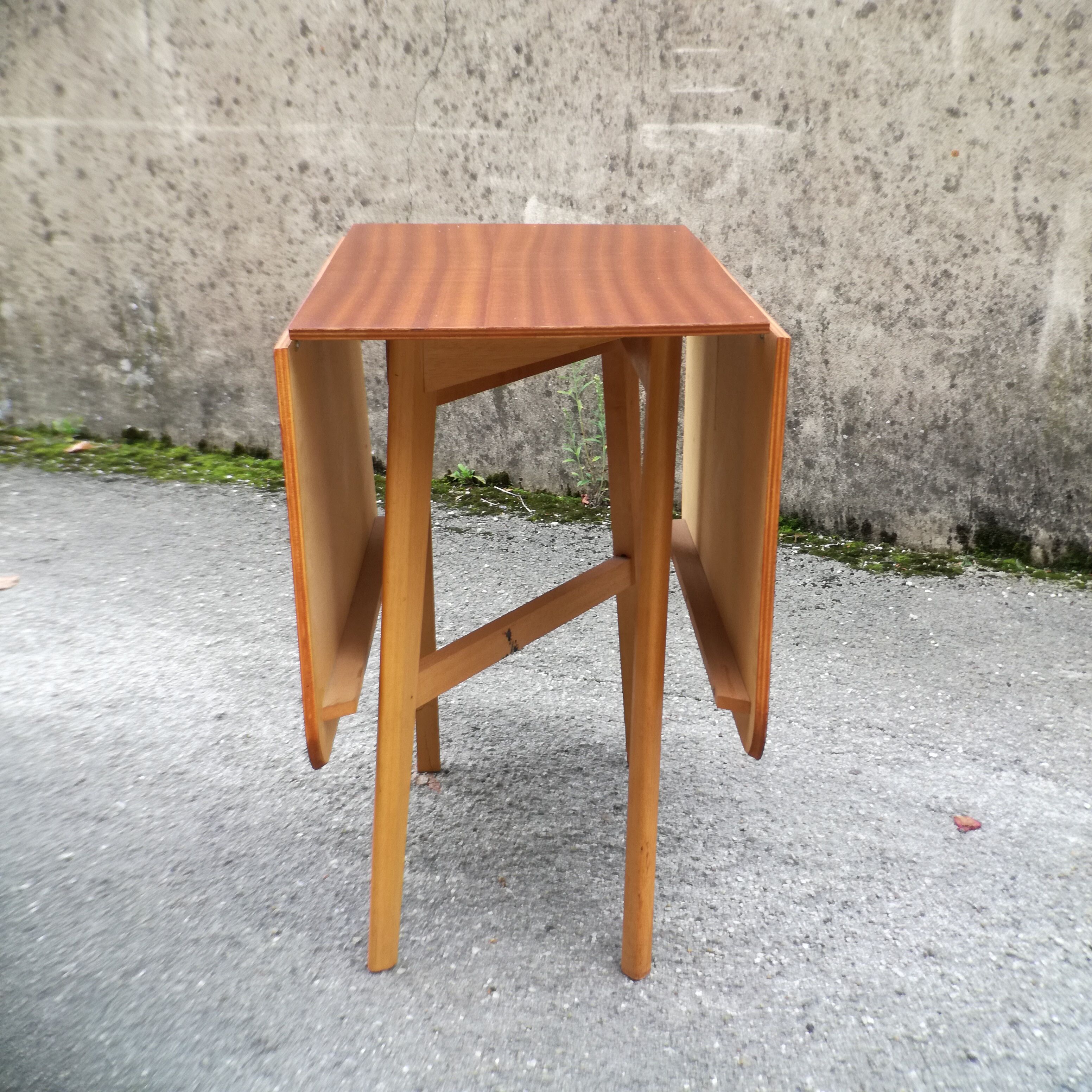 Expandable table - 120x80
