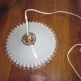 Old suspension in dentelè opaline