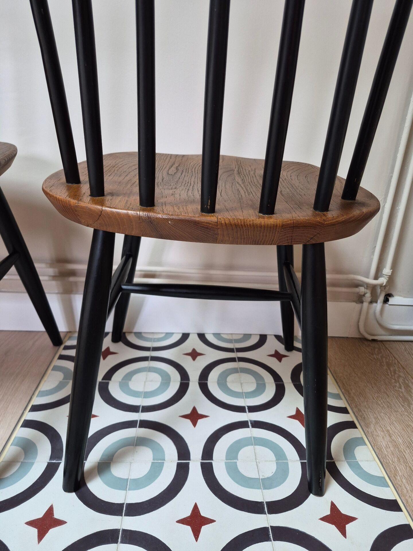 Lot de 2 chaises scandinaves type Fanett
