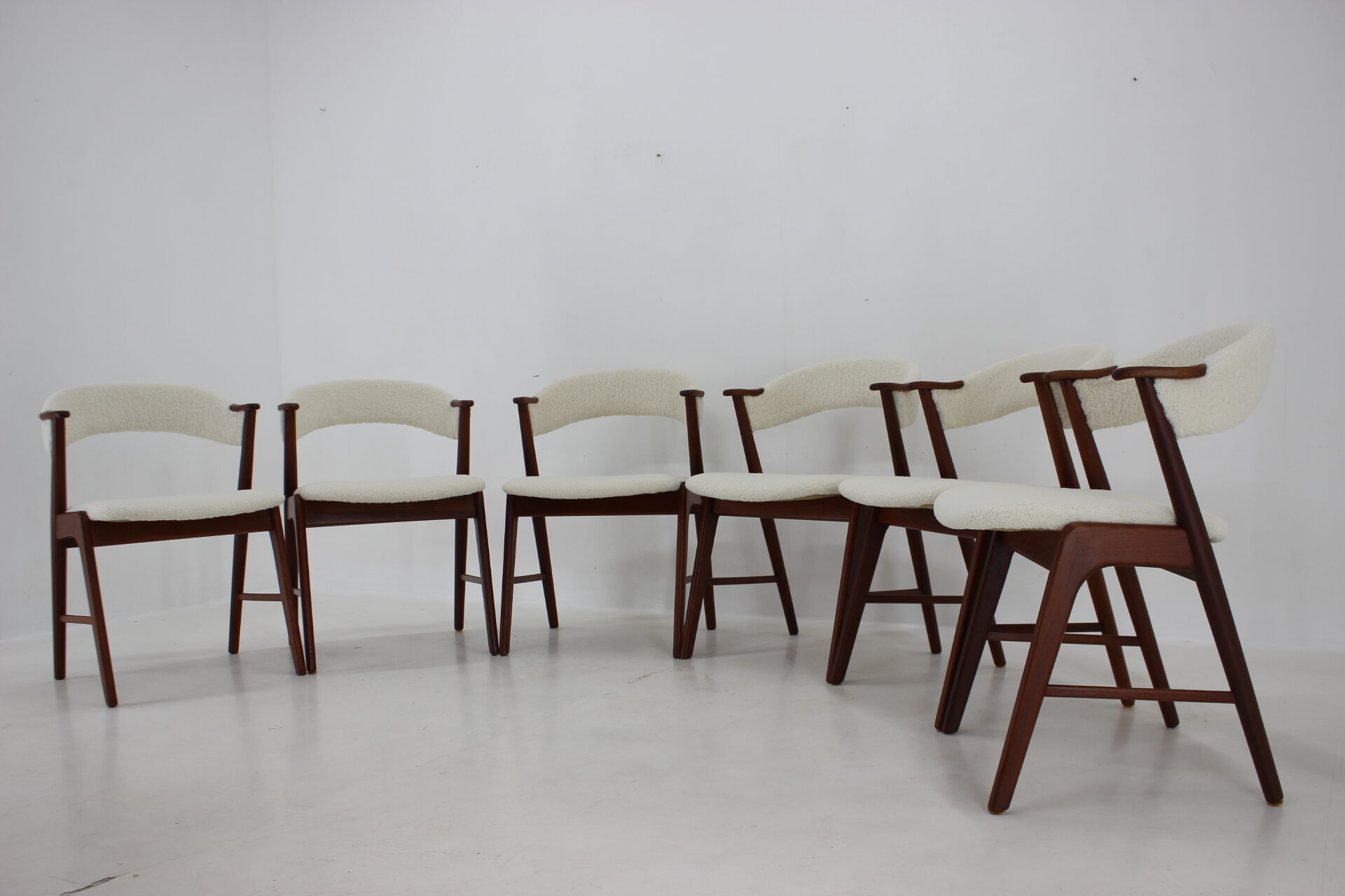 6 chairs in sheepskin fabric upholstery denmark