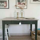 Farm table