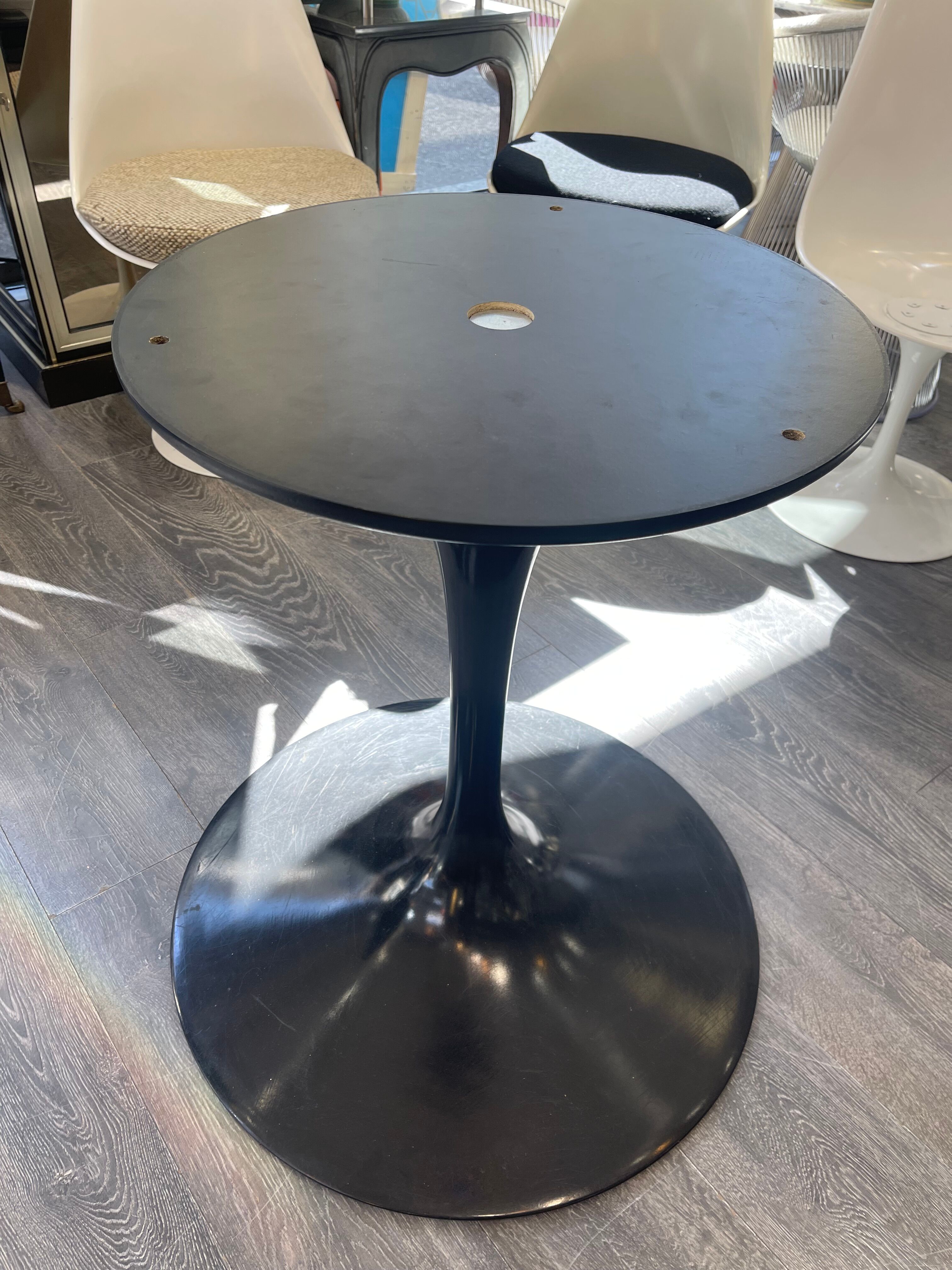 Dining table by Eero Saarinen for Knoll International