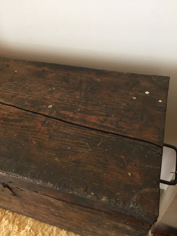 Malle ancienne en bois