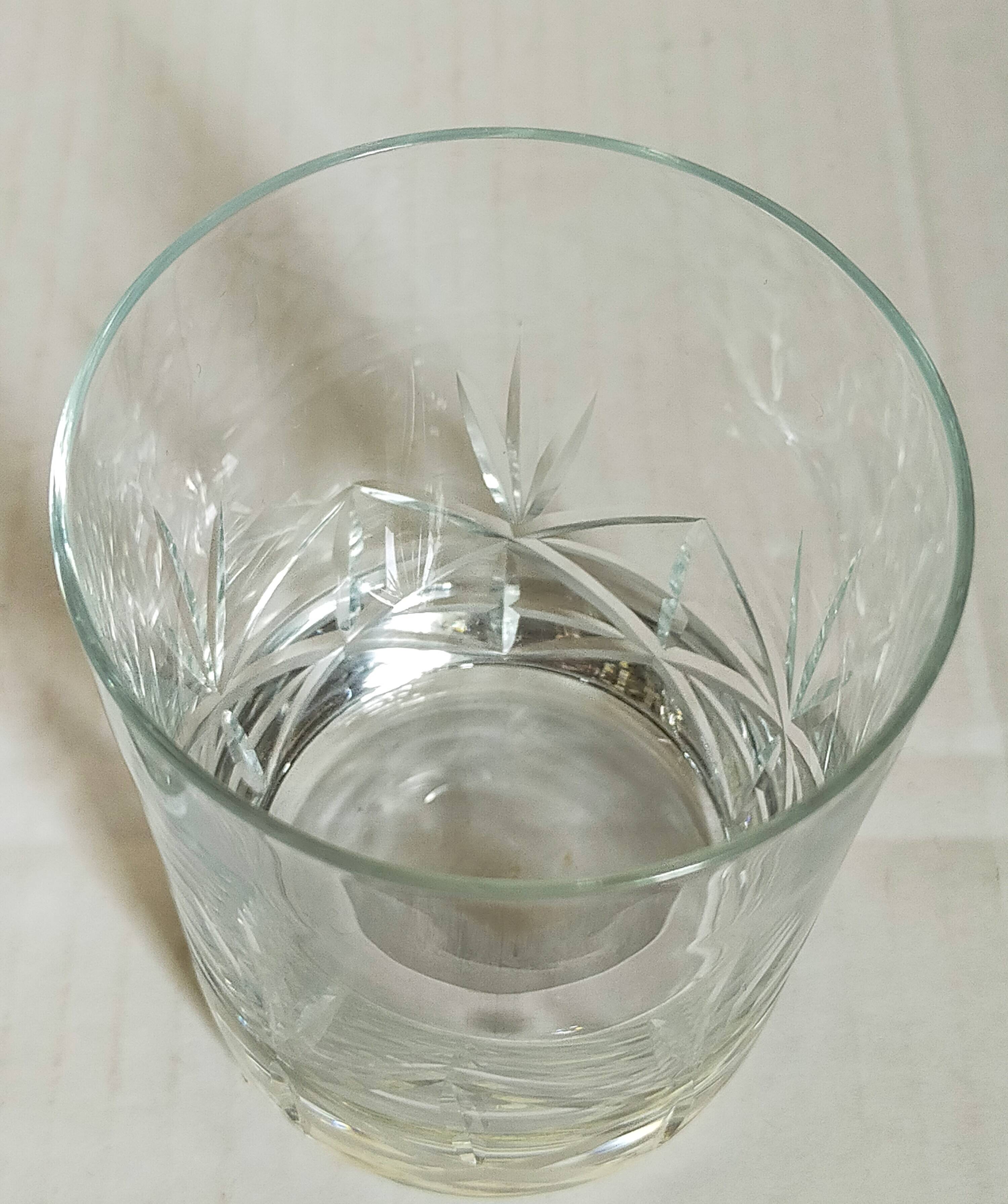 Five timpani glasses with vintage crystal stars