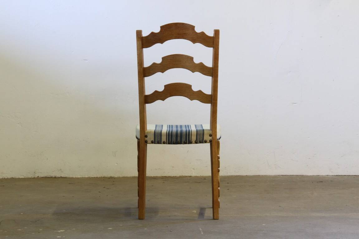 Chaises de salle à manger en chêne brutaliste danois moderne des années 1960 dans le style de Kjærnulf, ensemble.