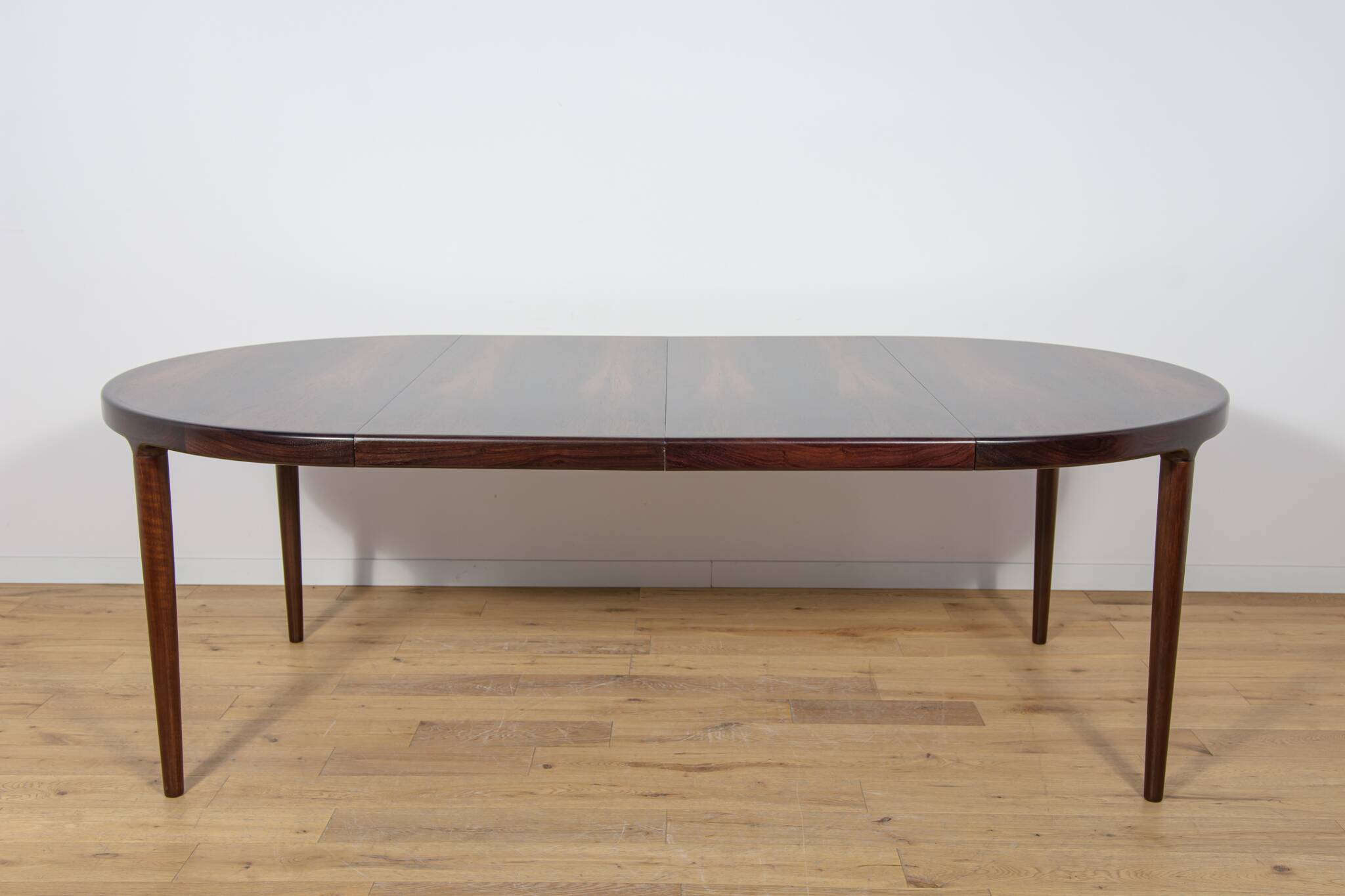 Mid-Century Round Rosewood Extendable Dining Table, Denmark, 1960s