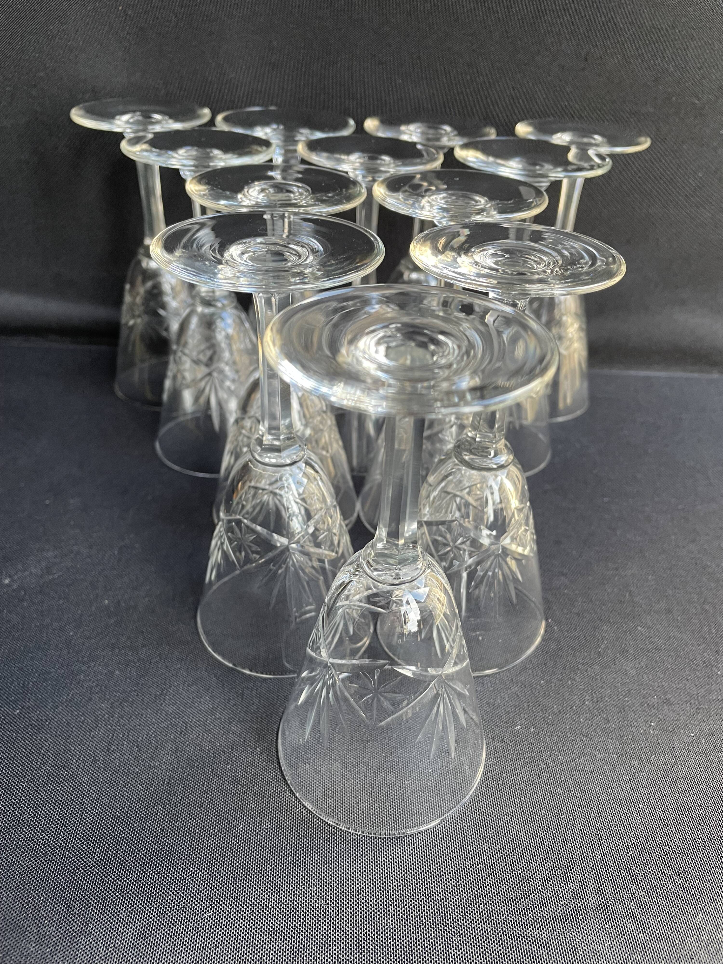 Liquor glasses (12) - art deco - cut and blown crystal