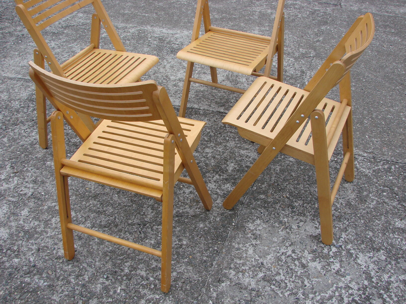 Lot de 4 chaises pliantes, années 1980