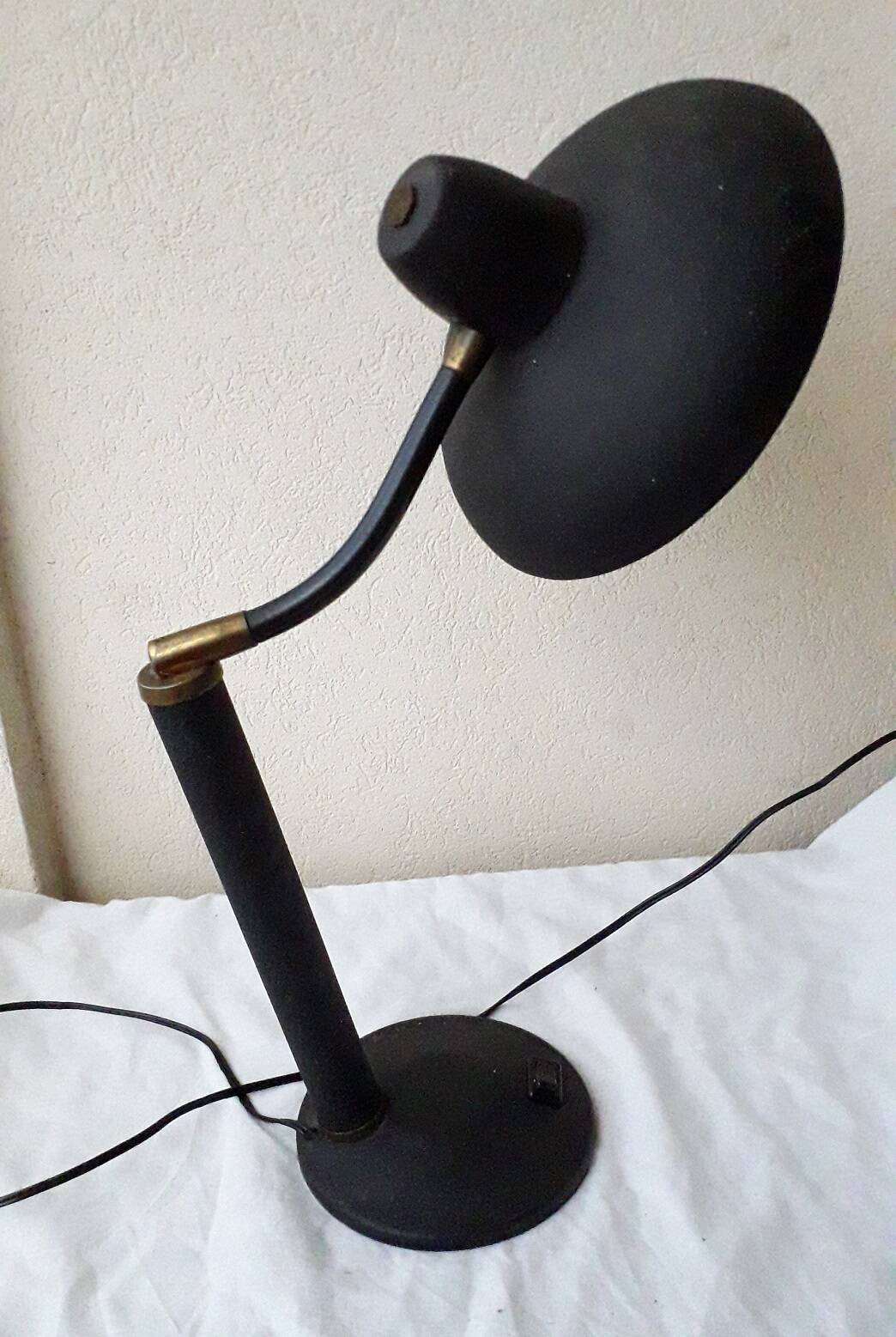 Black desk lamp