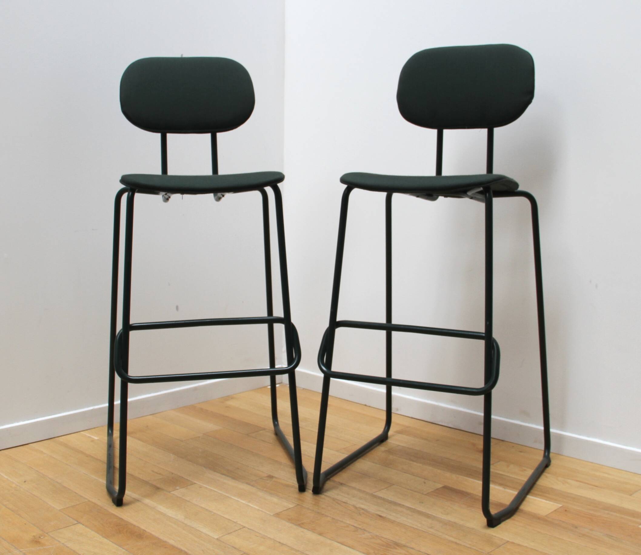 New School bar stool, MDD