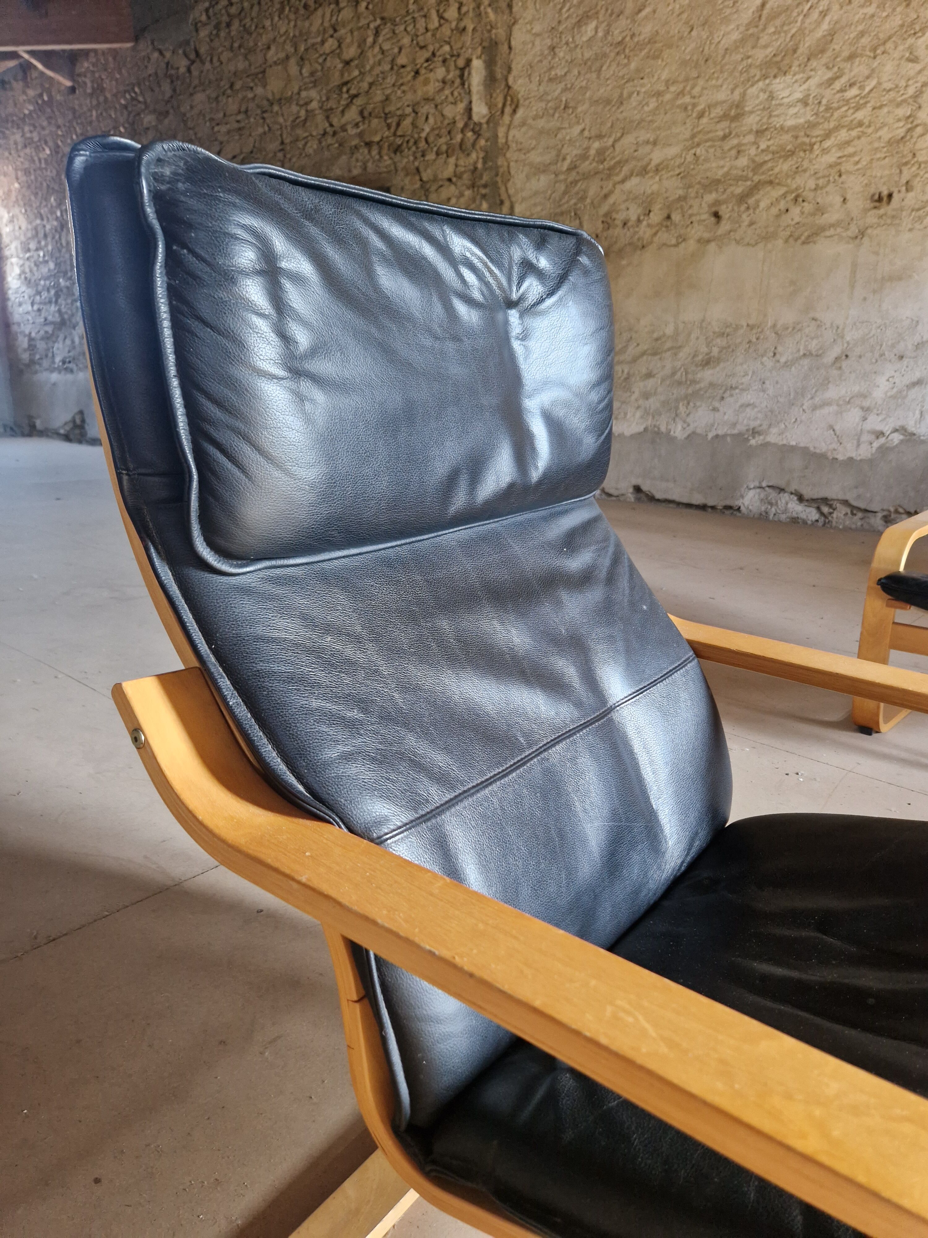 Pair armchairs ikea black leather