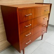 Vintage teak chest of drawers with 4 drawers from the 1960s.