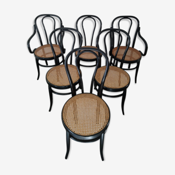 Suite de 6 chaises bistrots noires cannées années 70