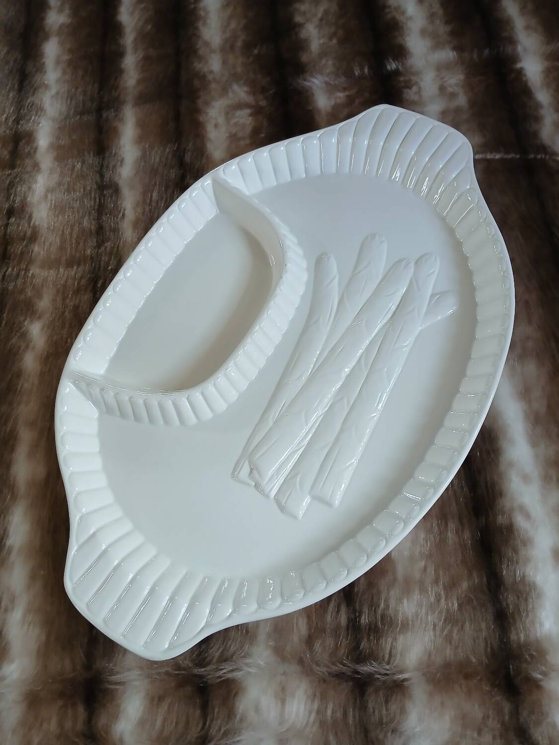 Large vintage earthenware dish