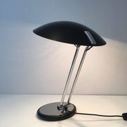 Swivel designer desk lamp in chrome and black lacquered metal