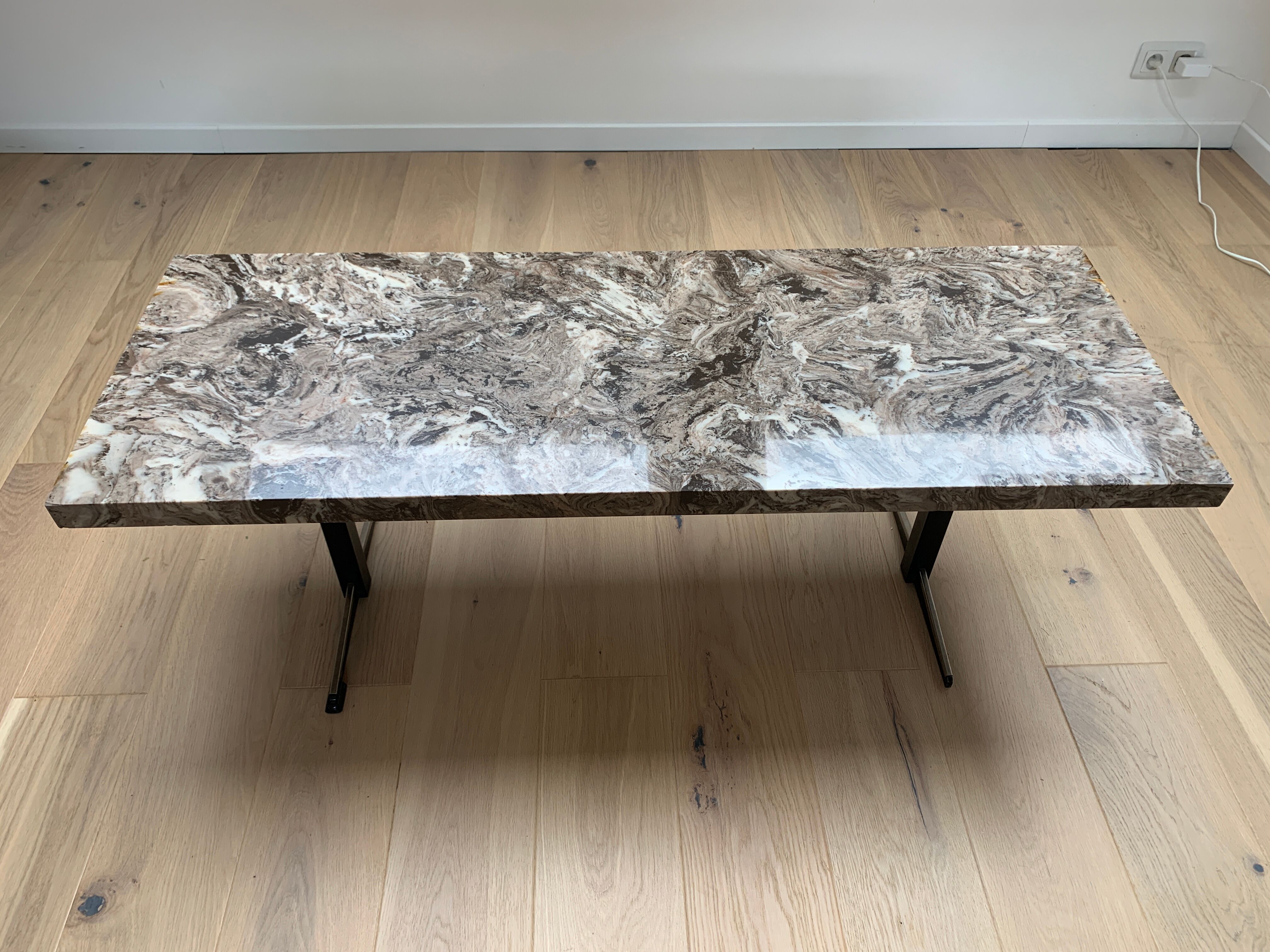 Marble lounge coffee table