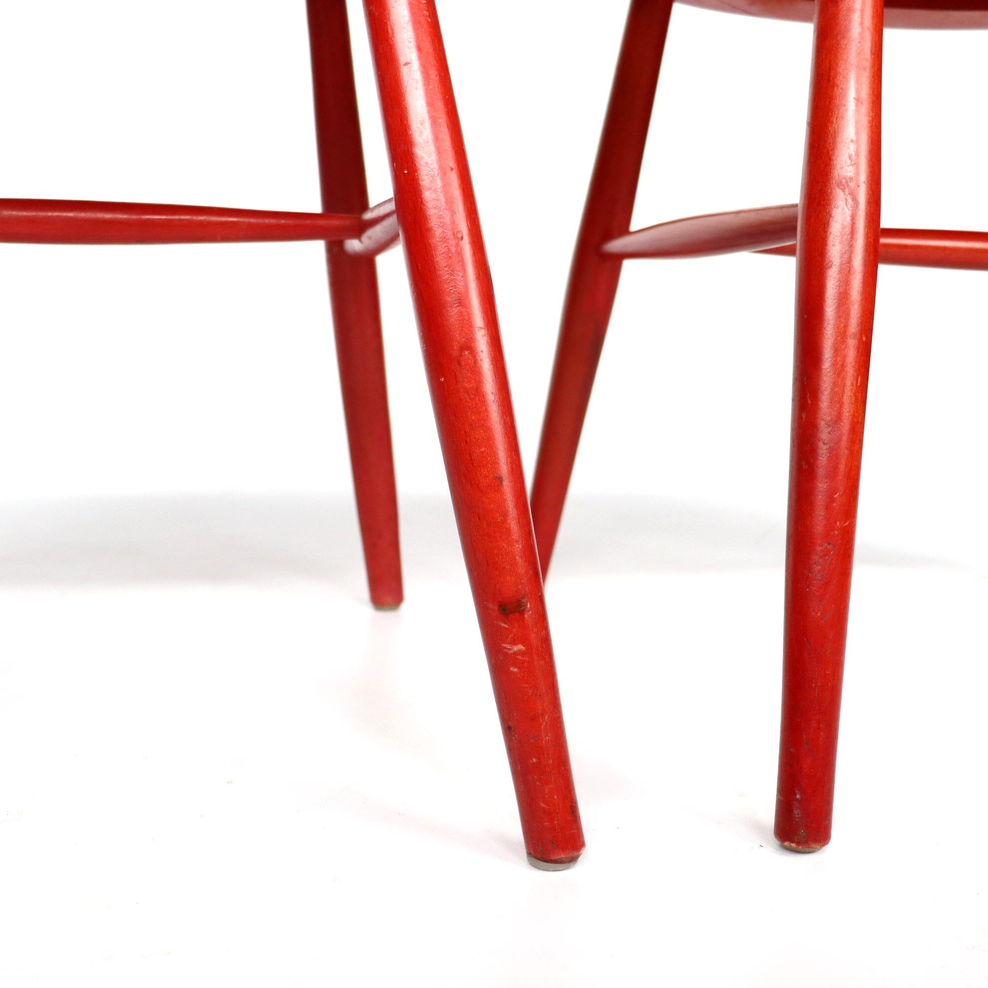 Pair of red chairs "pinnstol"