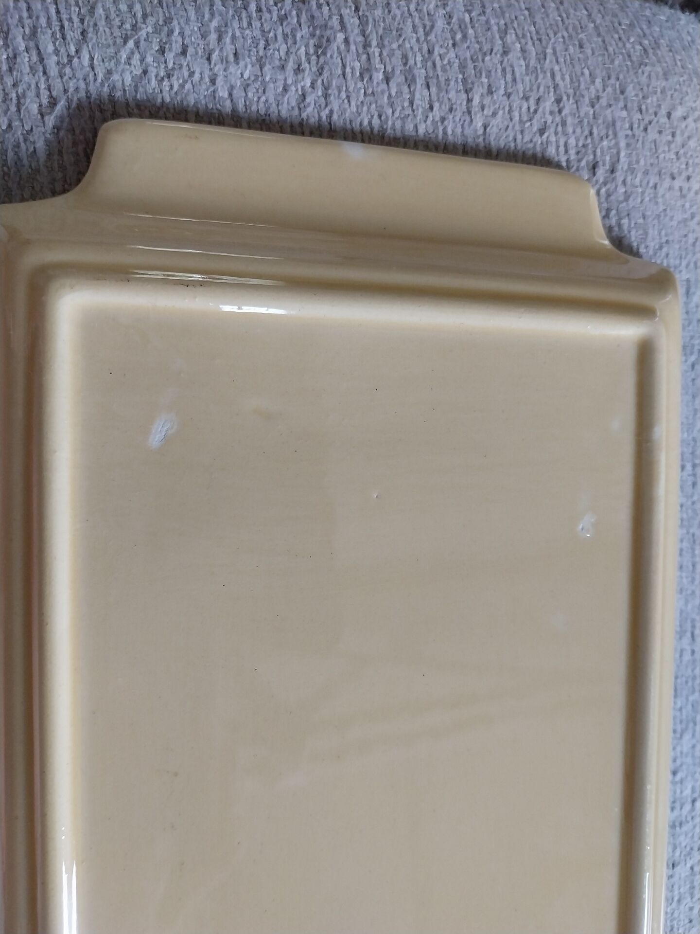 Cake tin