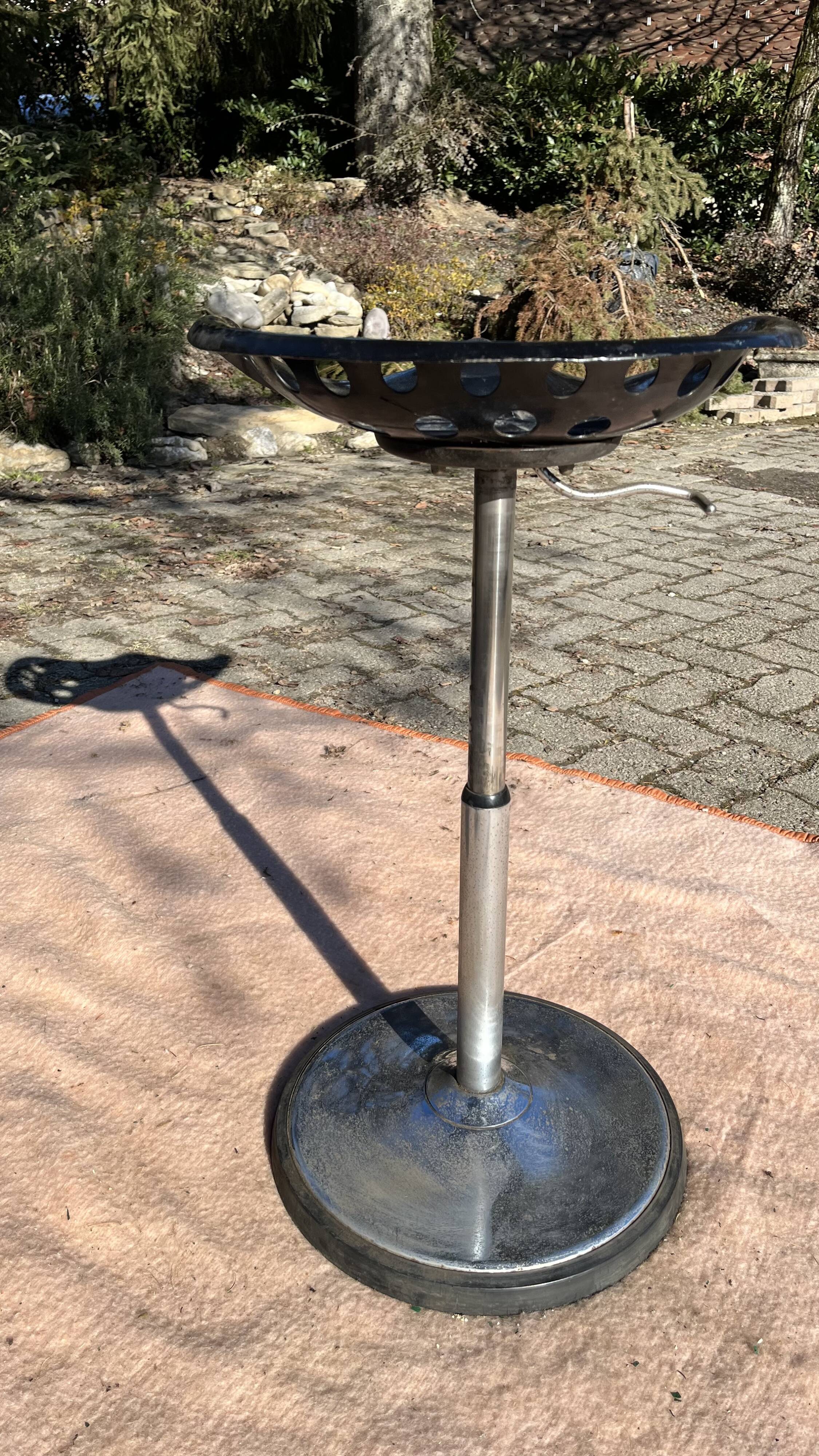 Mirima telescopic seat