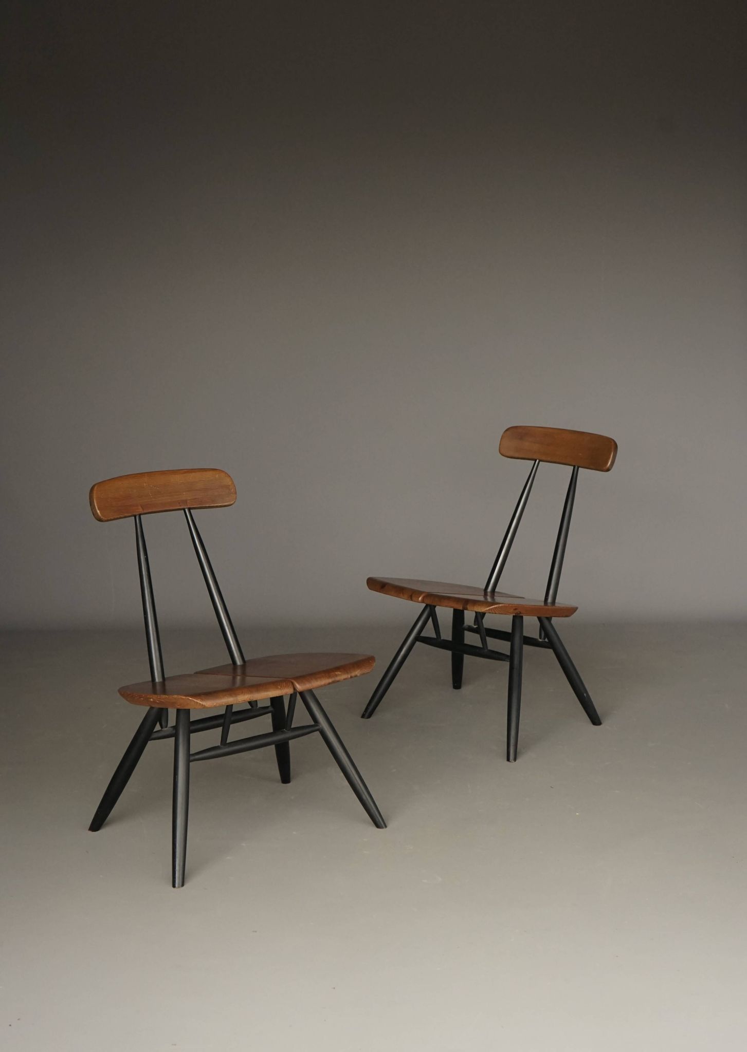 Chaises longues Pirkka par Ilmari Tapiovaara pour Laukaan Puu. Lot de 2