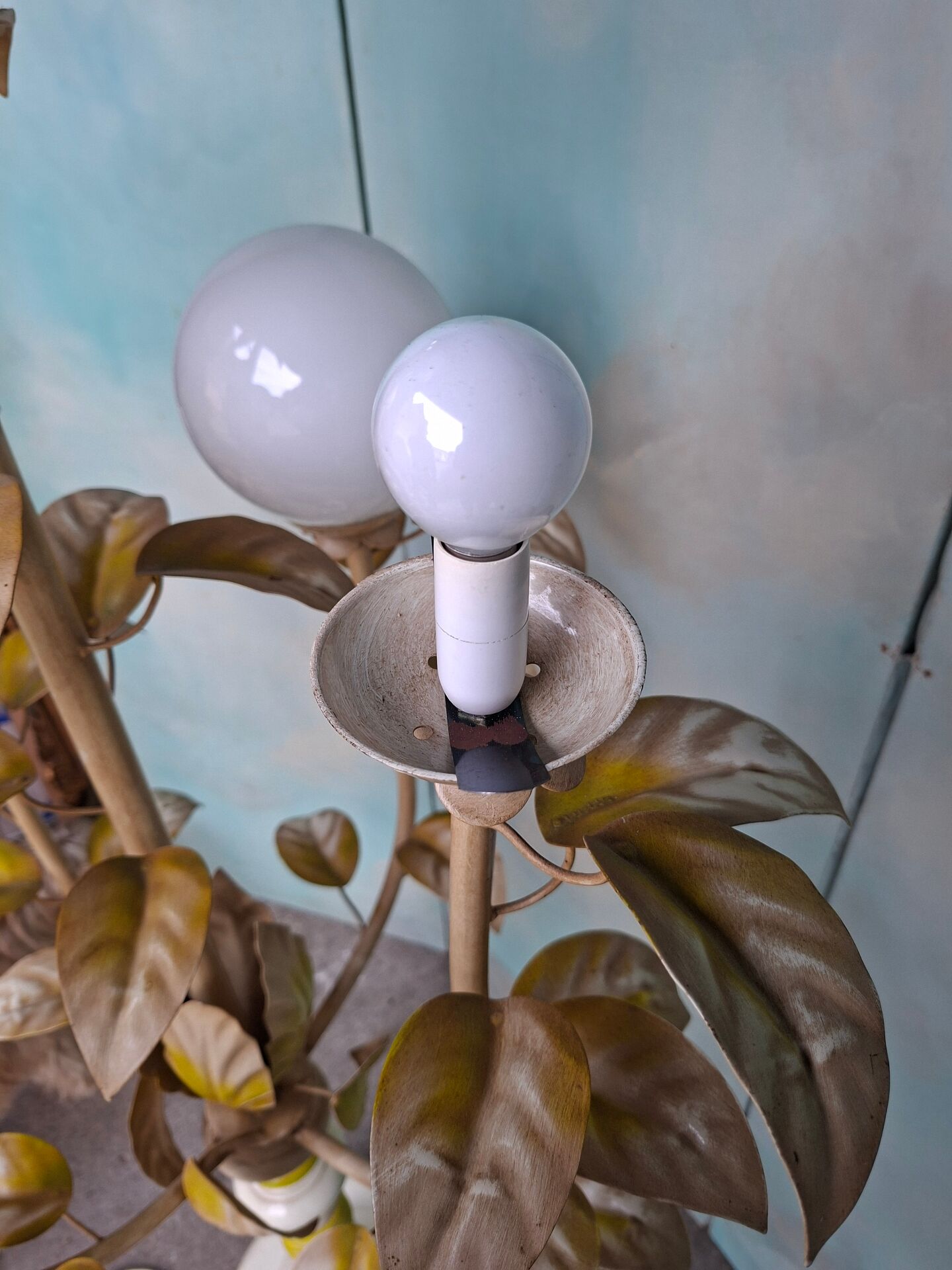 1970s Hollywood Regency floor lamp with 5 globes