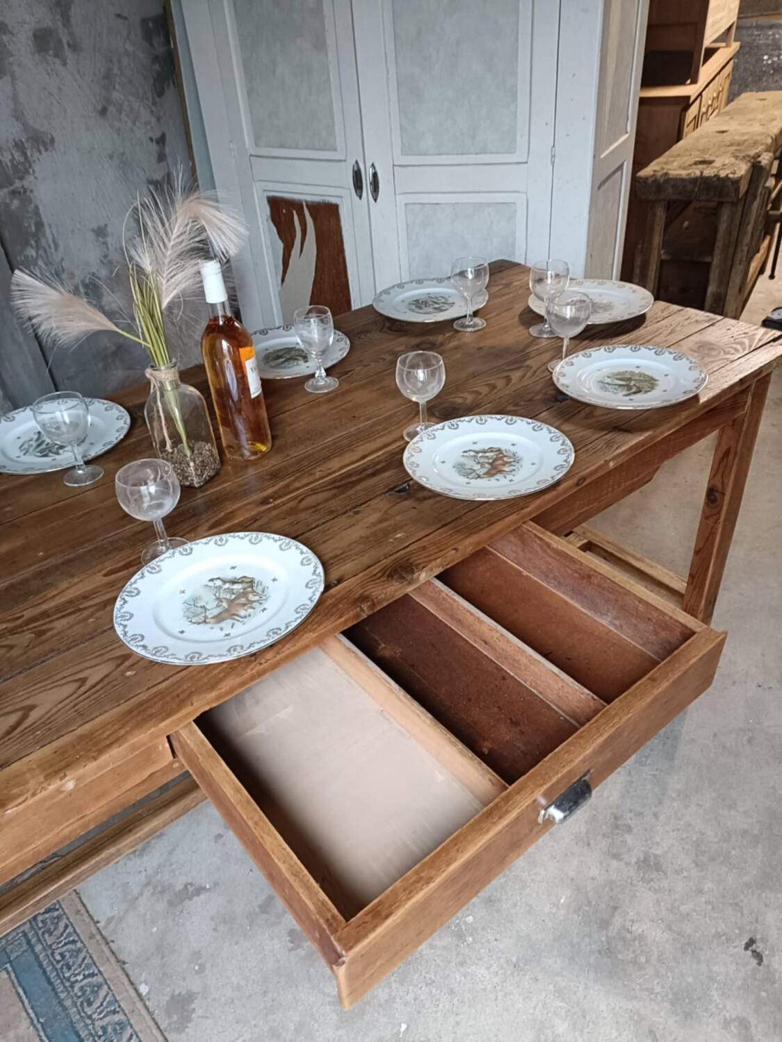 Farmhouse table