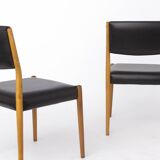 Set of 2 Vintage German Chairs, 1960s Beechwood, Black Faux Leather, VIntag